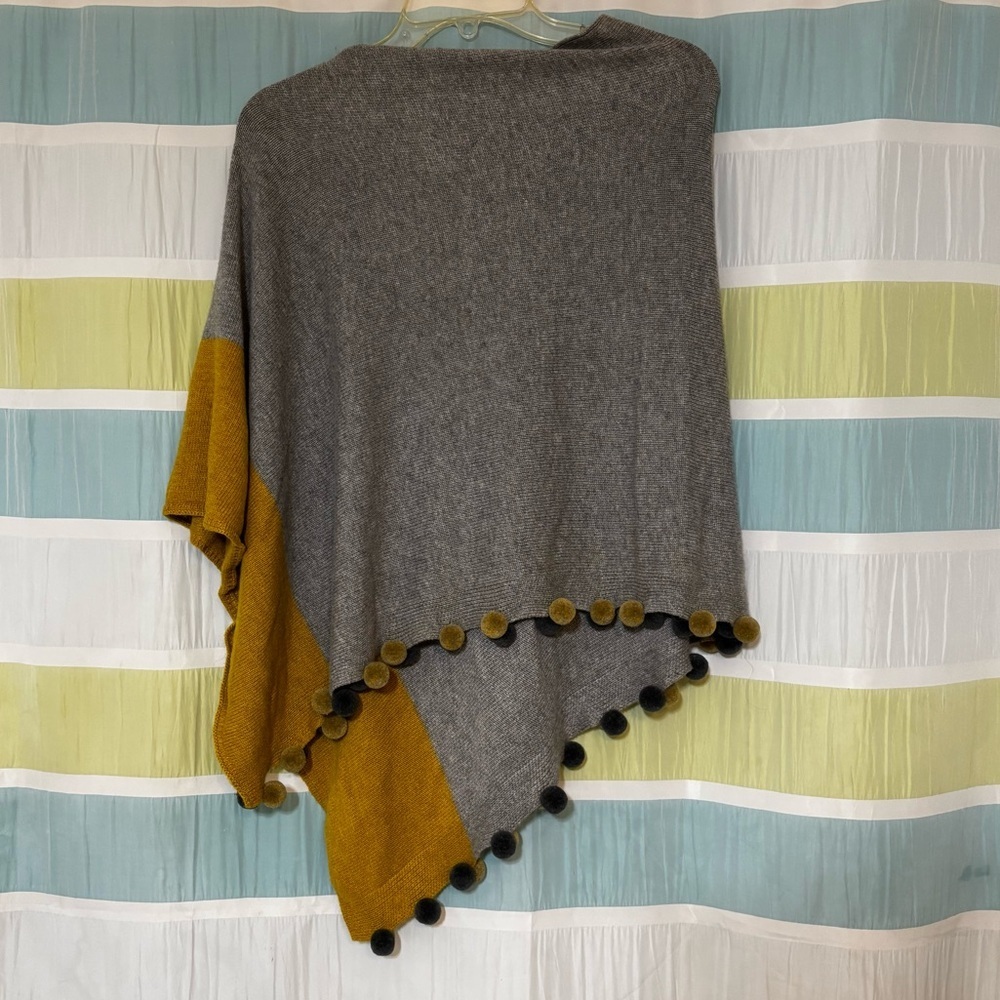 White Stuff Yellow/Mustard and Gray Penelope Color block Poncho - Picture 7 of 9
